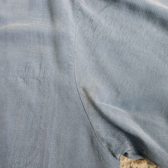 Tommy Bahama 100% Silk Mens Medium Light Blue Short Camp Shirt Woven Pattern - Picture 16 of 16